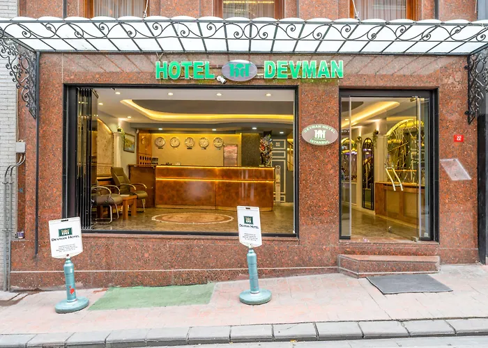 ホテル The Devman & Terrace 2*