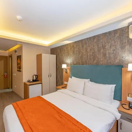 The Devman & Terrace Hotel
