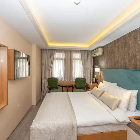 Hotel The Devman & Terrace 3*