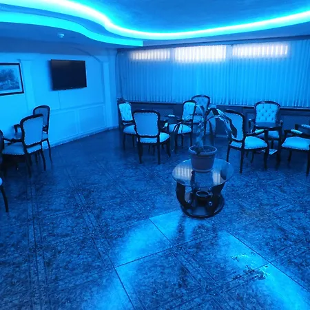 The Devman & Terrace 3*
