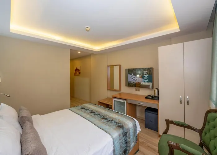 The Devman & Terrace Hotel