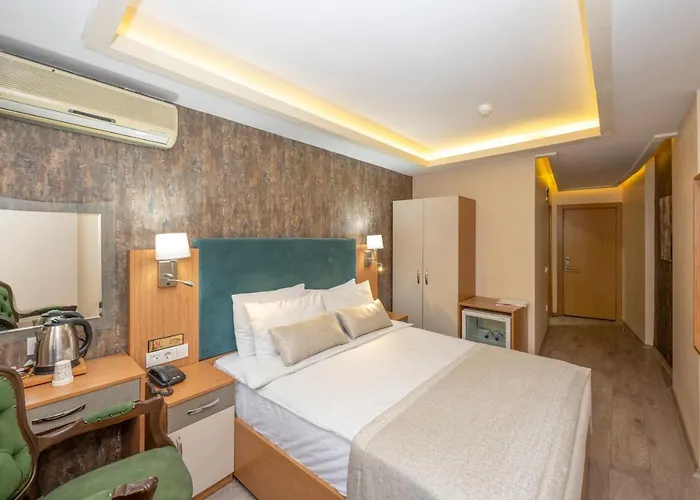 The Devman & Terrace Отель Стамбул