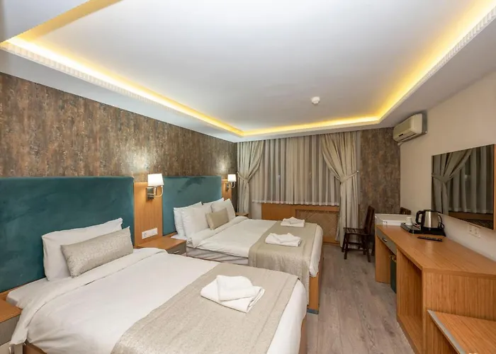 The Devman & Terrace Hotel