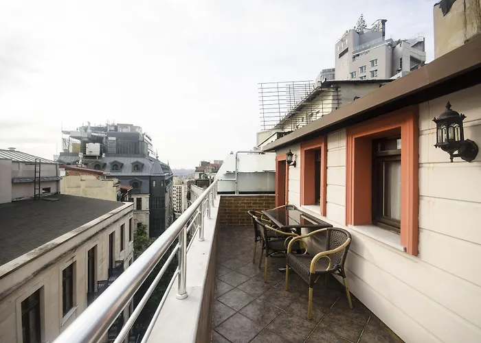 The Devman & Terrace Hotel