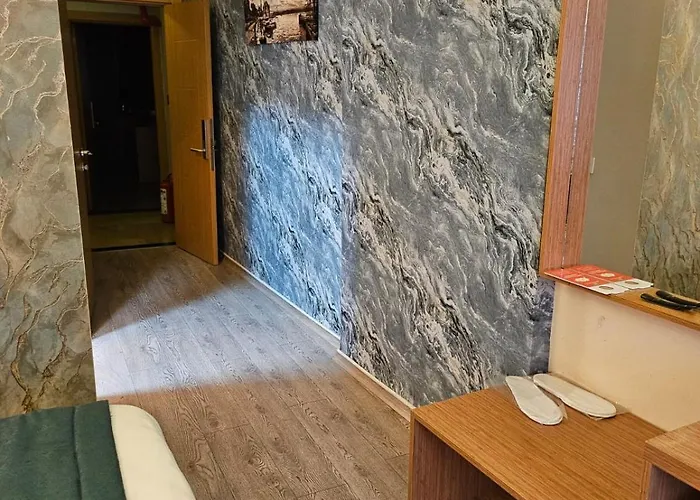 The Devman & Terrace Отель