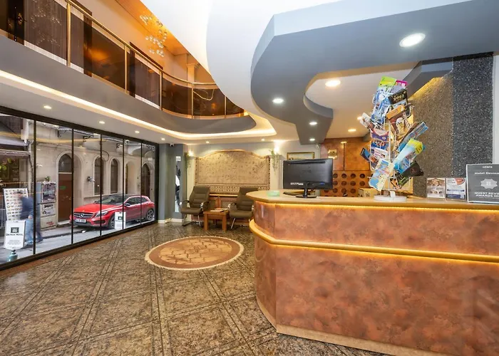 The Devman & Terrace Hotel